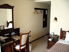 �O�O�p�[�N�z�e��