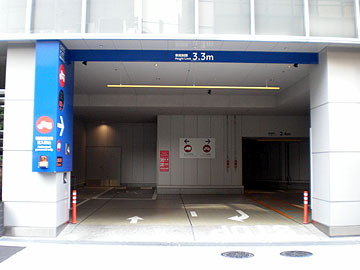 駐車場出入口2