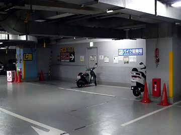 駐輪スペース3